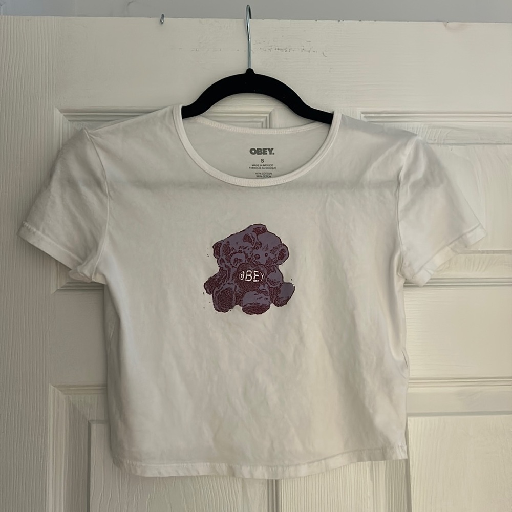 obey t shirt